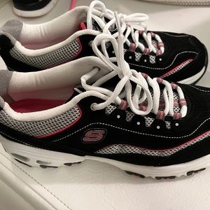 Sketchers Memory Foam Sneakers (size 10, like new)